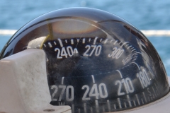 Kompas wskaże Ci drogę.